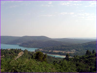 Lac de Sainte Croix et le Var